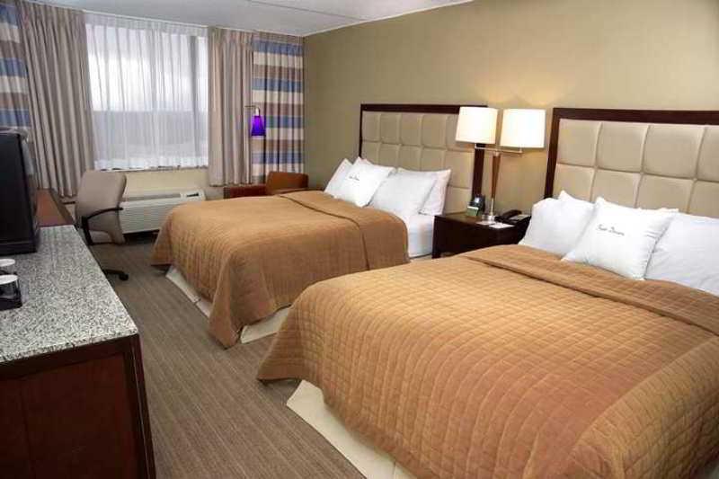 Doubletree By Hilton St. Louis At Westport Hotel Maryland Heights Ruang foto